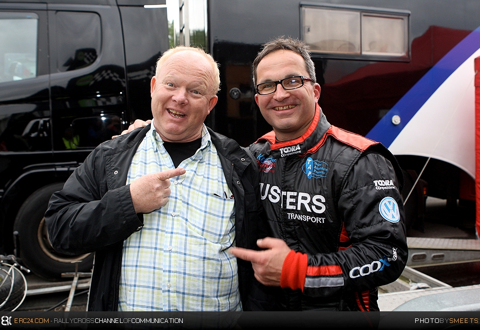 Pissed about the CoC, but here joking with Jos Kuijpers (left), Jochen Coox. © DS/ERC24