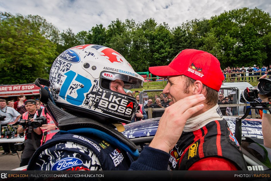 After Andreas Bakkerud had won the Lydden Hill World RX round Petter was one of the first to congratulate his friend. © JKR/ERC24