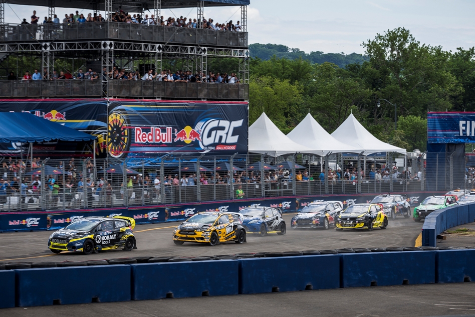 Washington DC and RFK witnessed its first motor race after 2002. © Red Bull Content Pool/ERC24