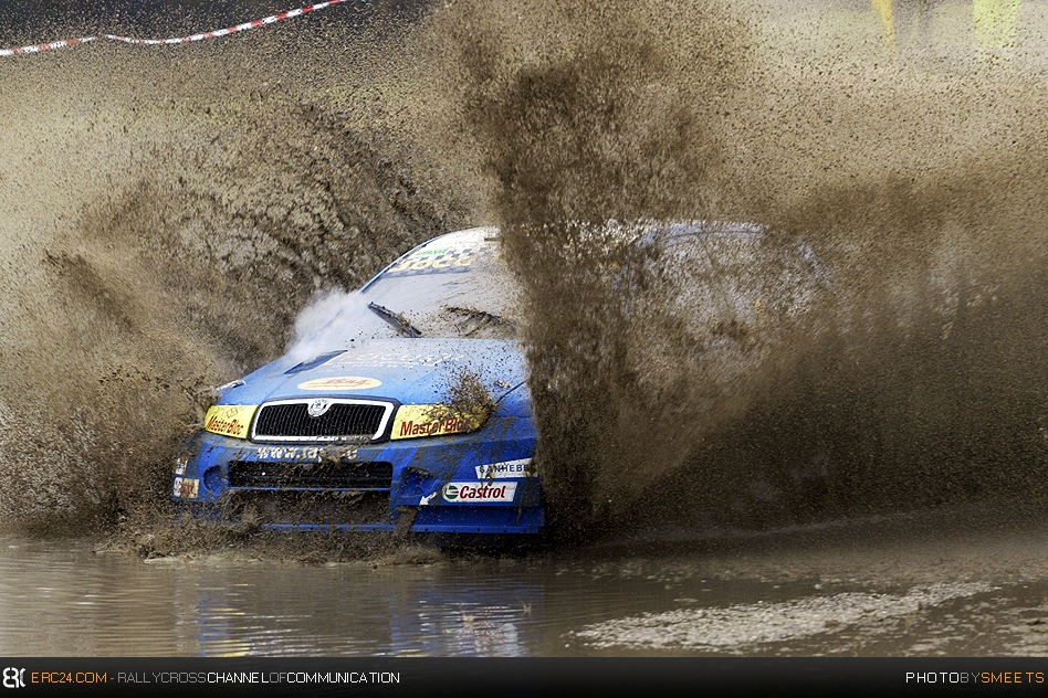 2007: At the old temporary Mettet track the first Rallycross was a pretty wet affair. © DS/ERC24