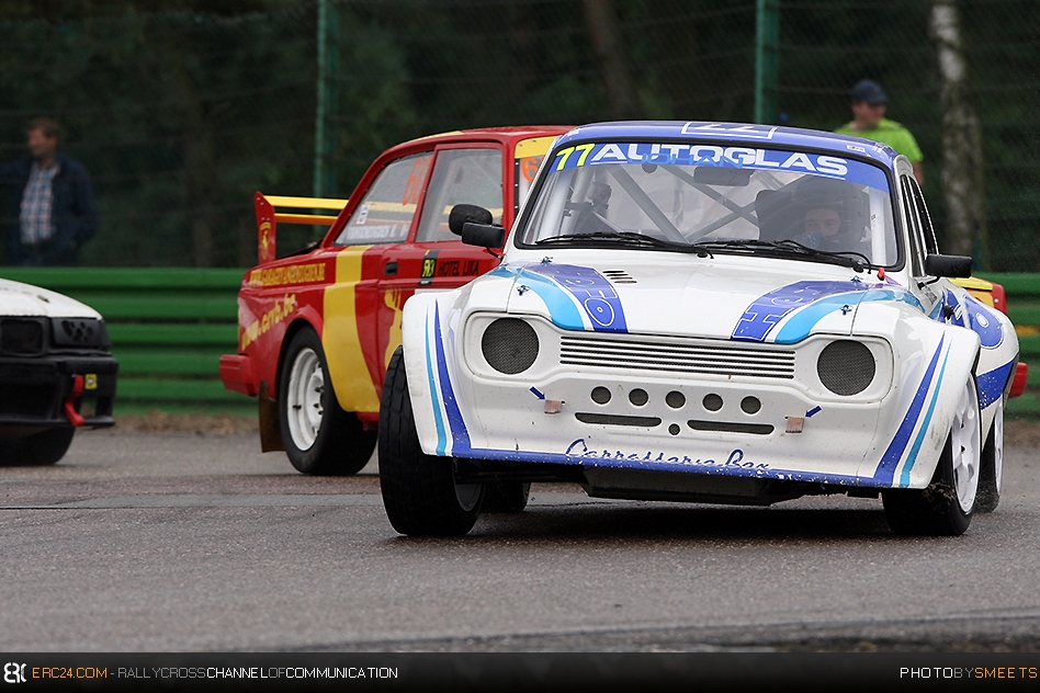 Steve Volders in the XXL Ford Escort Mk1 bagged victory in the SuperNationals +2000 class. © DS/ERC24