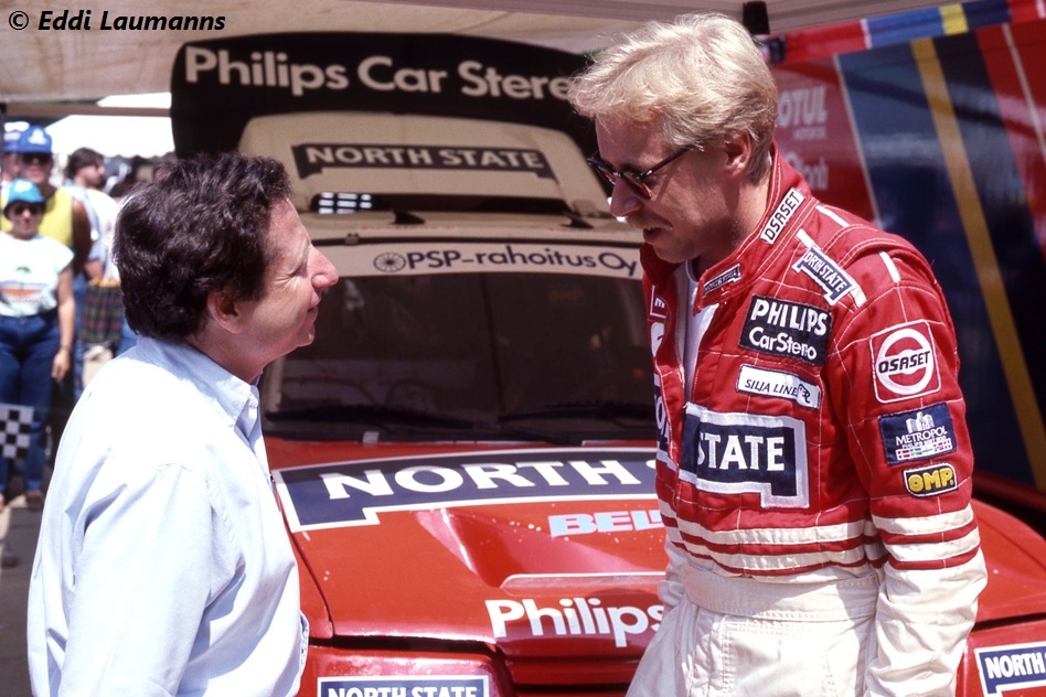 Jean Todt is no stranger to Rallycross, here talking as PTS director in 1989 with Matti Alamäki. © EL/ERC24