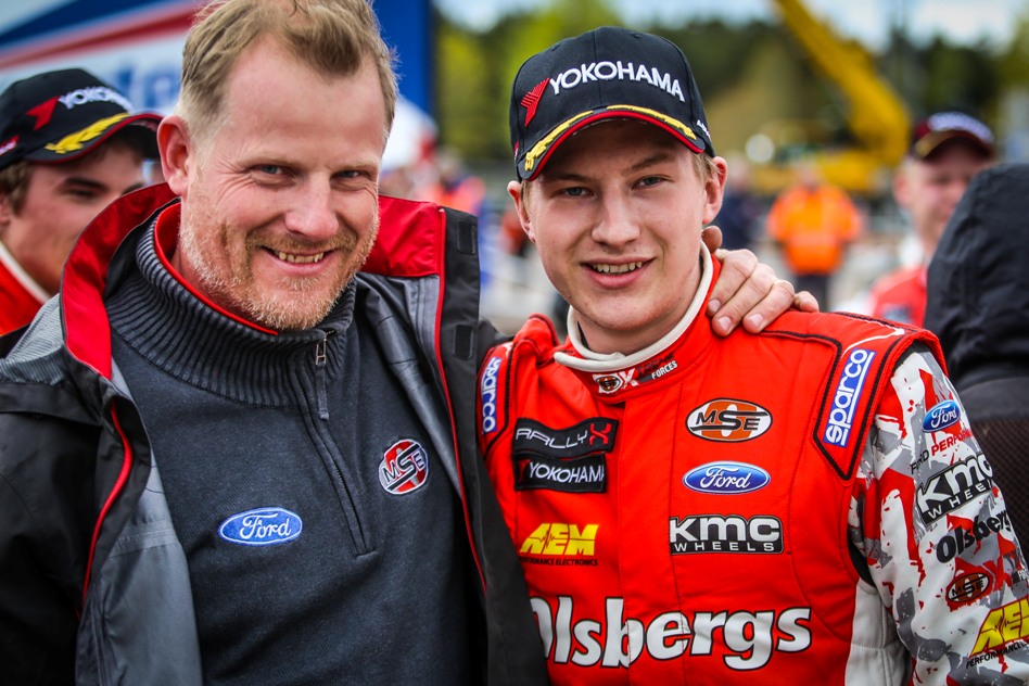 A proud father: OlsbergsMSE team principal Andréas Eriksson was happy about his son winning the Skövde Final. © OMSE/ERC24